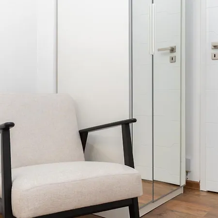 Sewera Cozy Nest By Bookinghost Appartement